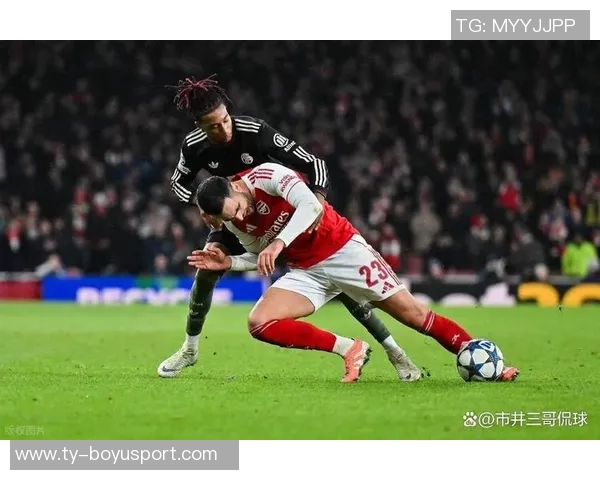 斯通斯谈阿森纳比赛强调球队风格不靠摆大巴而是积极进攻