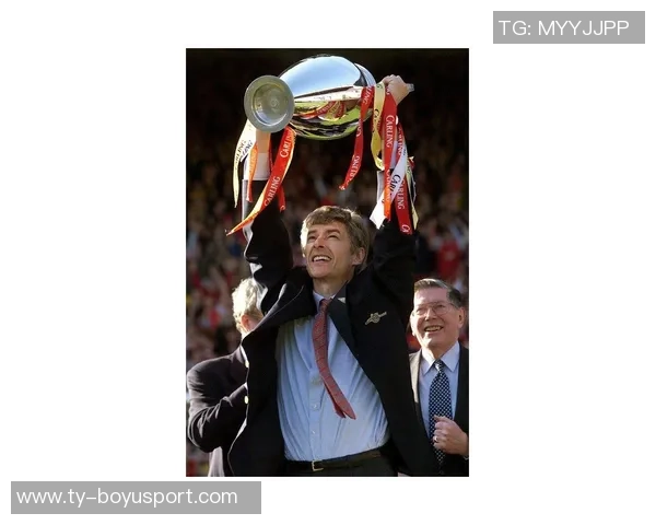 米兰庆祝范巴斯滕61岁生日回顾其辉煌生涯数据与成就